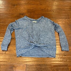 UGG Heathered Blue Knit Knot Top Soft Size M
